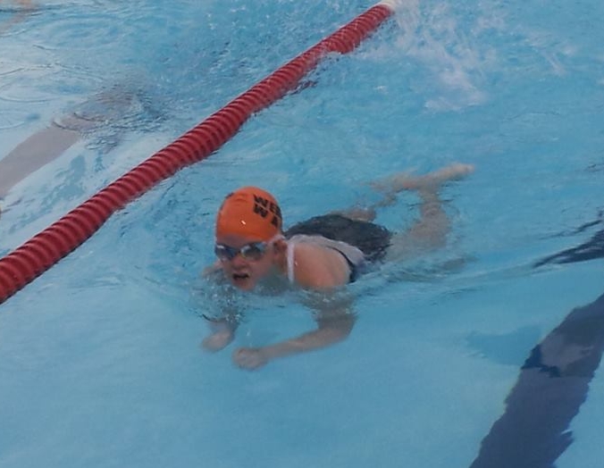 2013-07-09 Jane doing the breast stroke.jpg